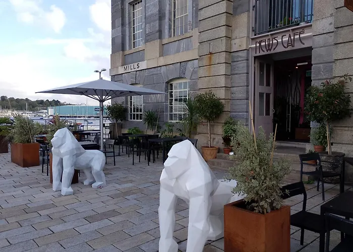 Park View House Close To Central Park And Plymouth Argyle Fc - Dogs Welcome - Hosted By Absolute Accommodation Plymouth