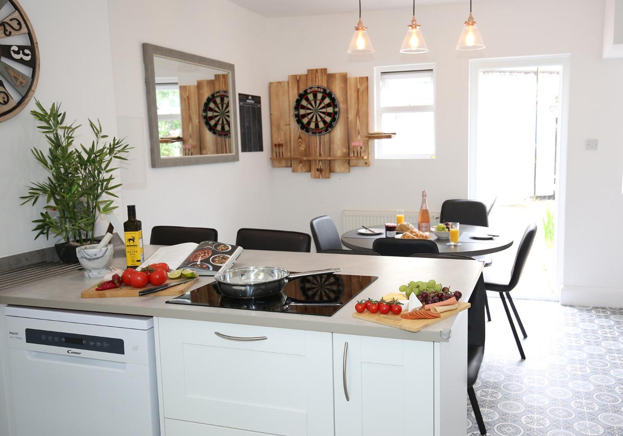 Park View House Close To Park And Argyle Fc - Dogs Welcome - Hosted By Absolute Plymouth